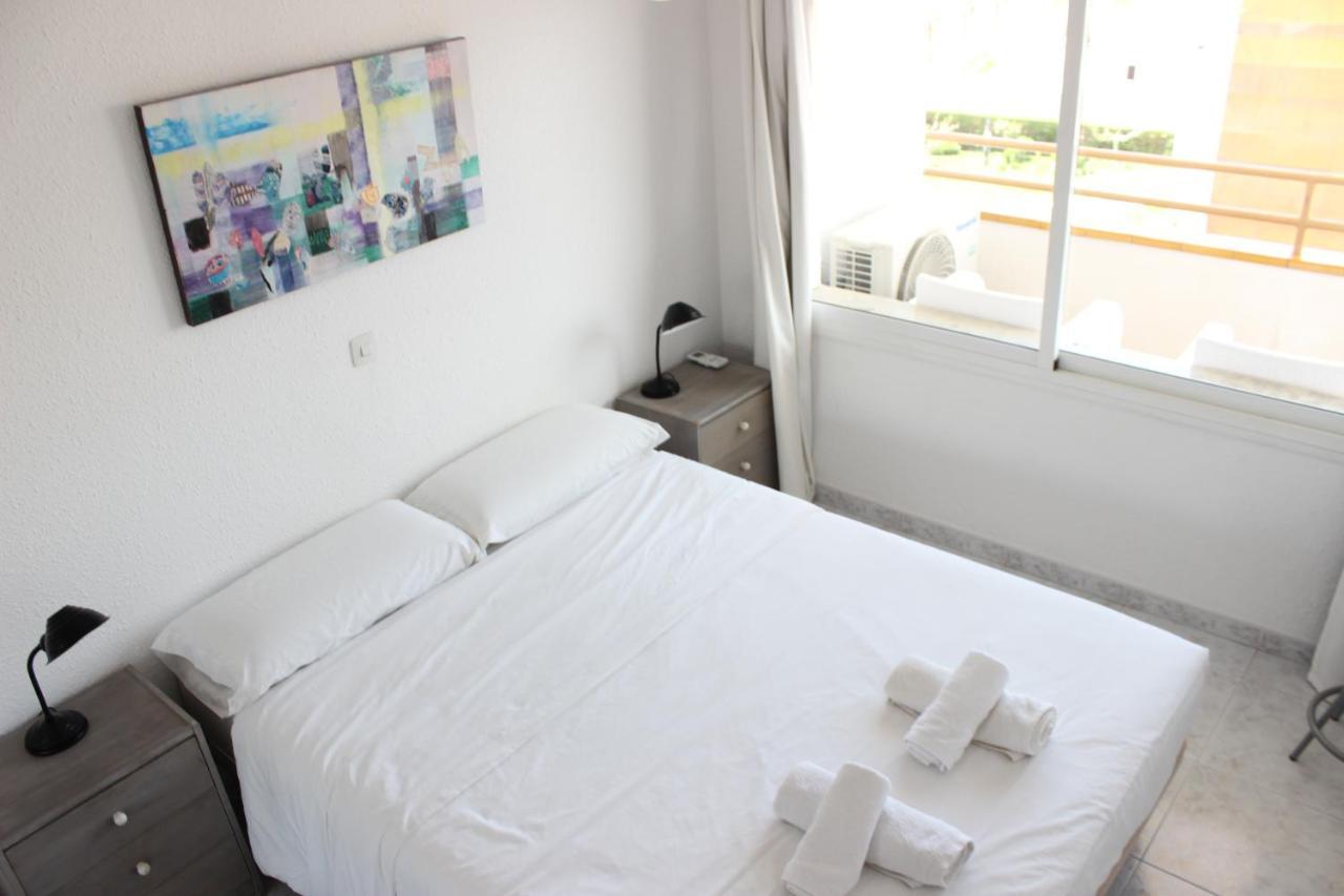 Beautiful Apartment In Front Of Beach, Pool, View Ρόζες Εξωτερικό φωτογραφία