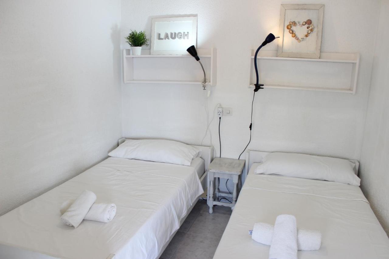Beautiful Apartment In Front Of Beach, Pool, View Ρόζες Εξωτερικό φωτογραφία
