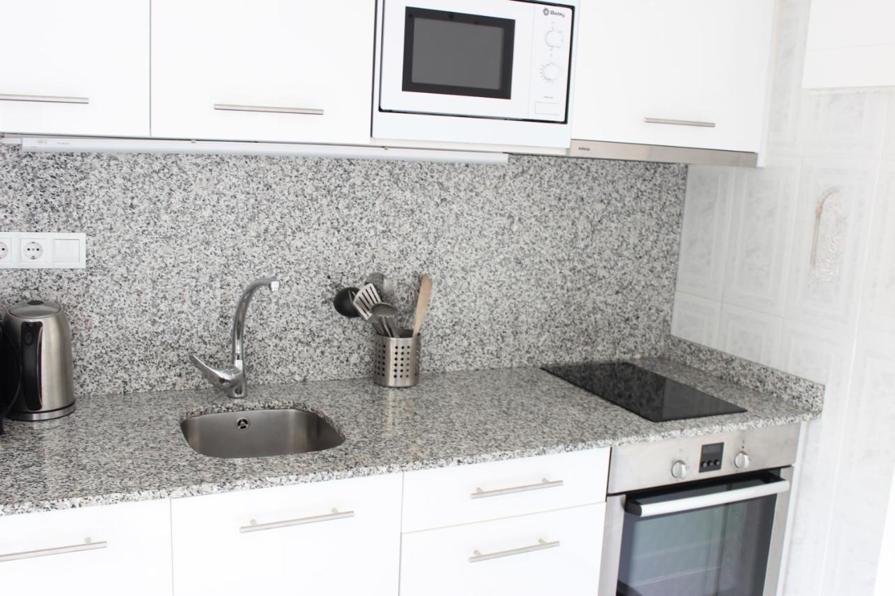 Beautiful Apartment In Front Of Beach, Pool, View Ρόζες Εξωτερικό φωτογραφία